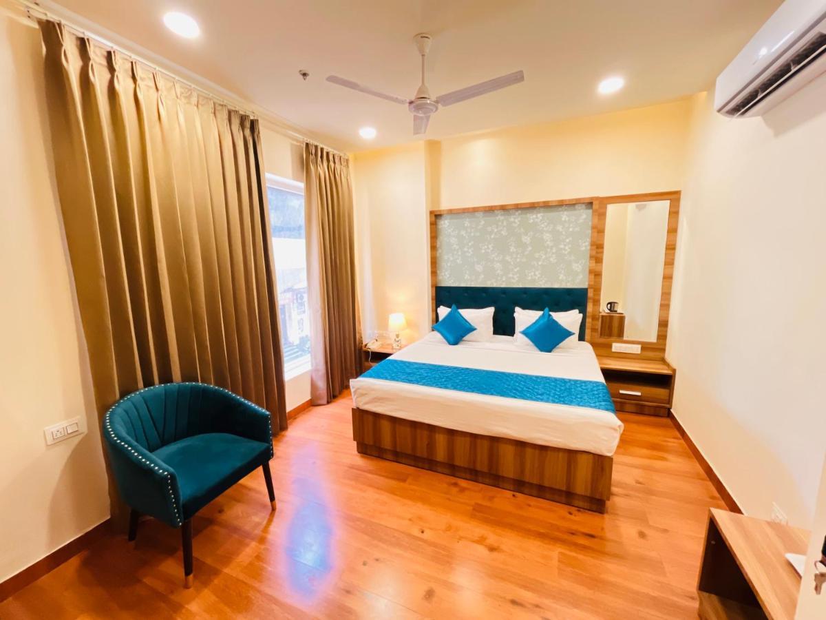 Hotel The Orchid Tree Amritsar - Walking From Golden Temple ภายนอก รูปภาพ