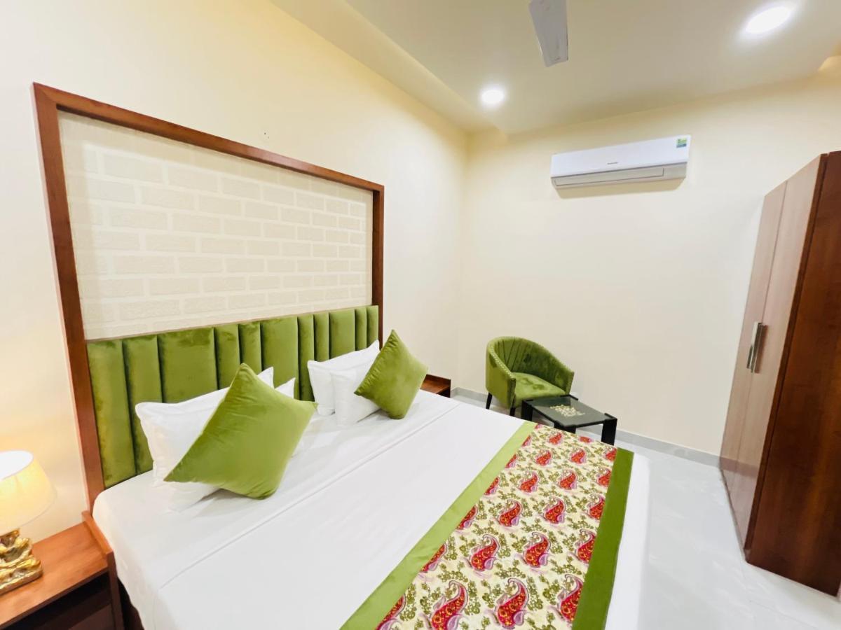 Hotel The Orchid Tree Amritsar - Walking From Golden Temple ภายนอก รูปภาพ