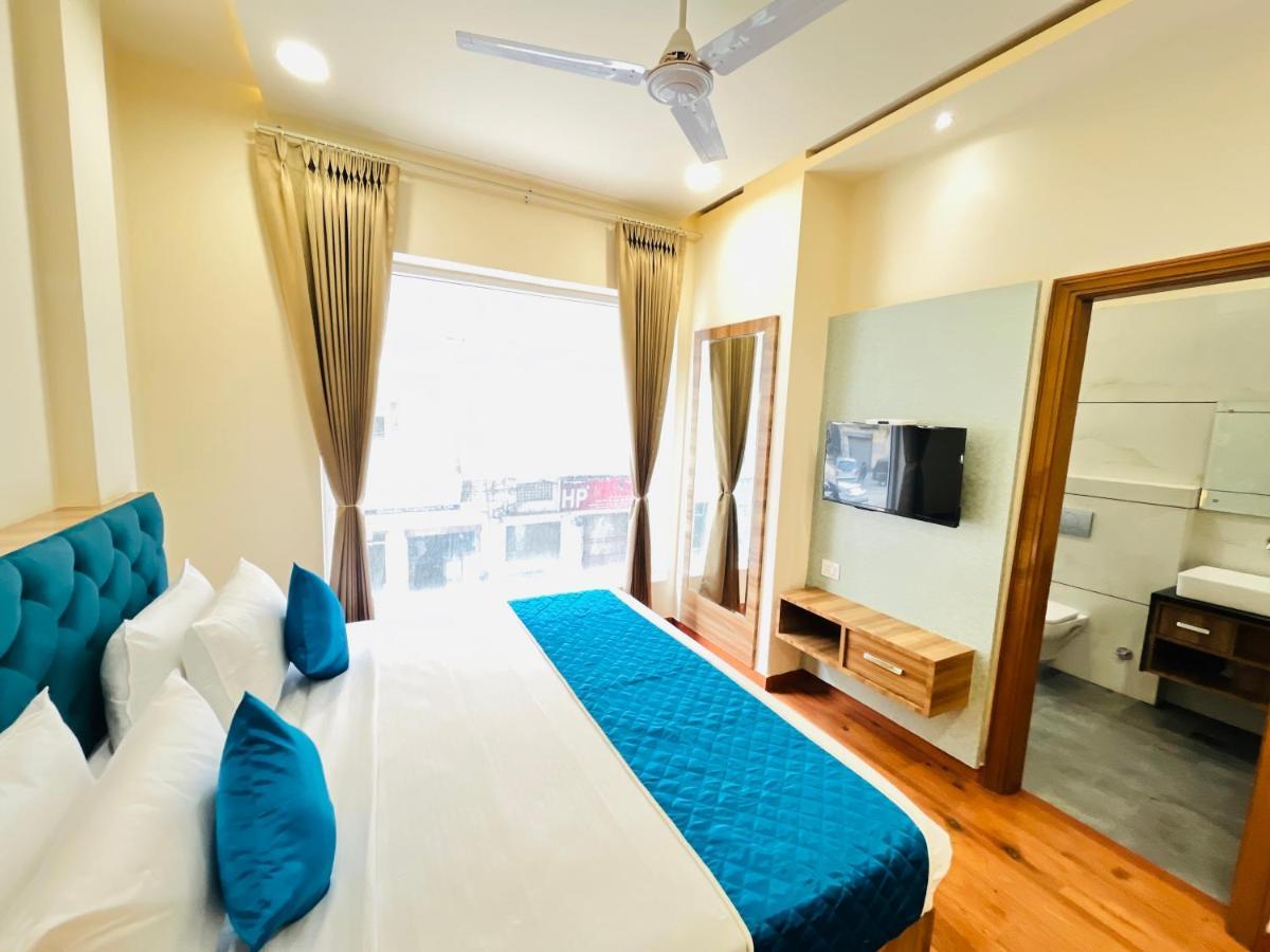 Hotel The Orchid Tree Amritsar - Walking From Golden Temple ภายนอก รูปภาพ