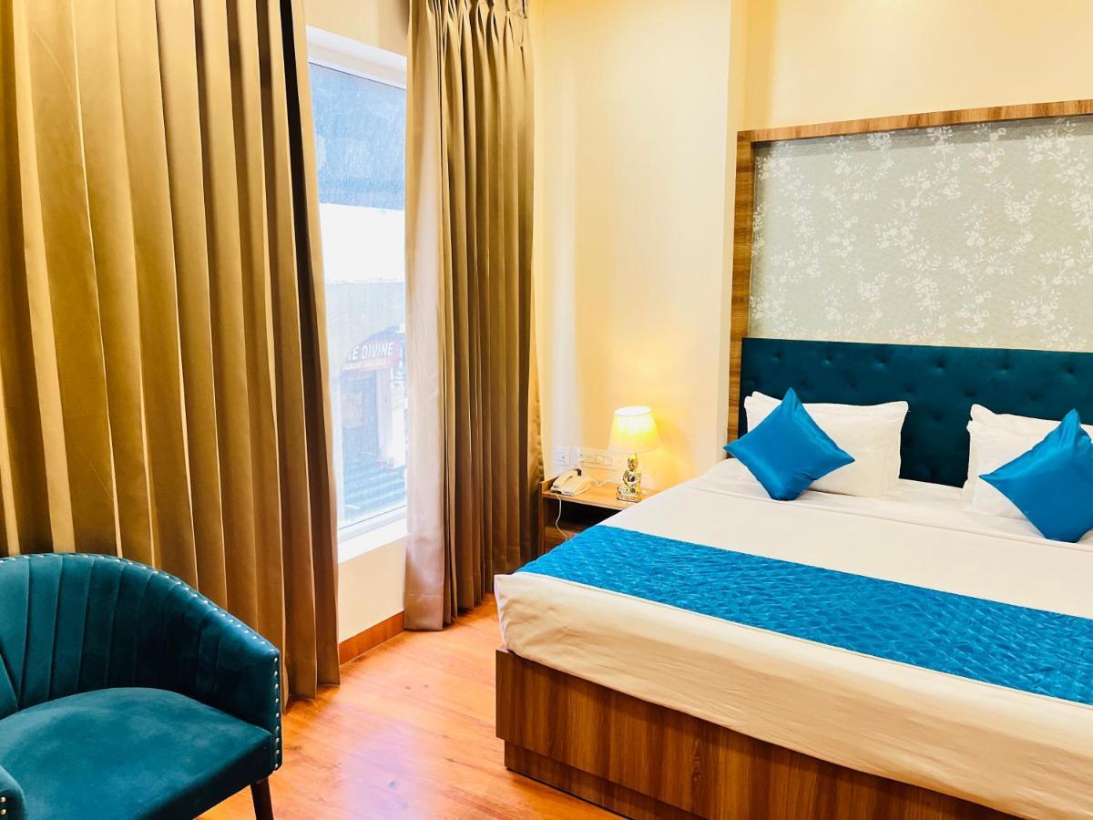 Hotel The Orchid Tree Amritsar - Walking From Golden Temple ภายนอก รูปภาพ